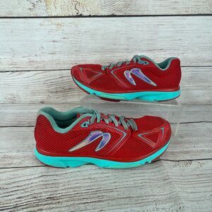 Newton Womens Running Distance 11 Shoes Sz 7 Ruby Red/Aqua